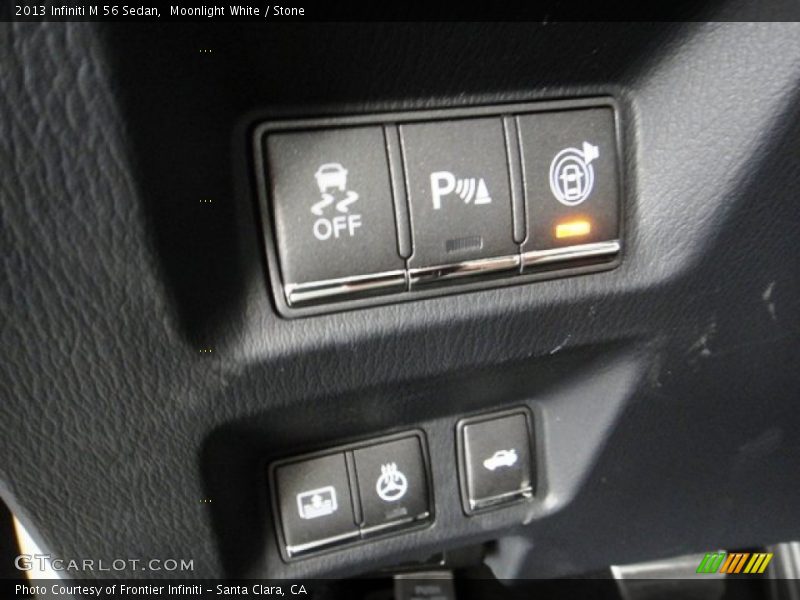 Moonlight White / Stone 2013 Infiniti M 56 Sedan
