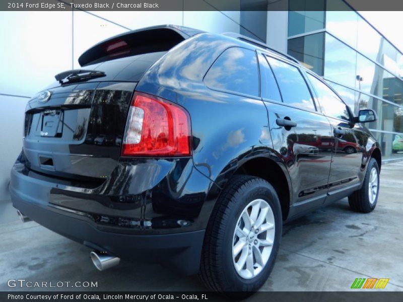 Tuxedo Black / Charcoal Black 2014 Ford Edge SE