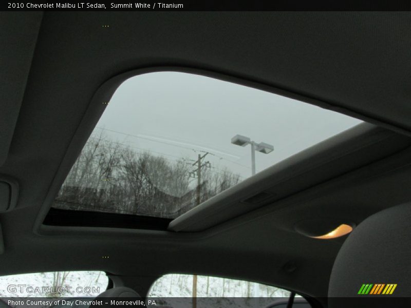 Summit White / Titanium 2010 Chevrolet Malibu LT Sedan