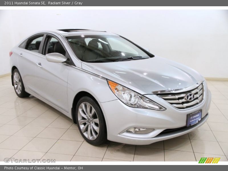 Radiant Silver / Gray 2011 Hyundai Sonata SE
