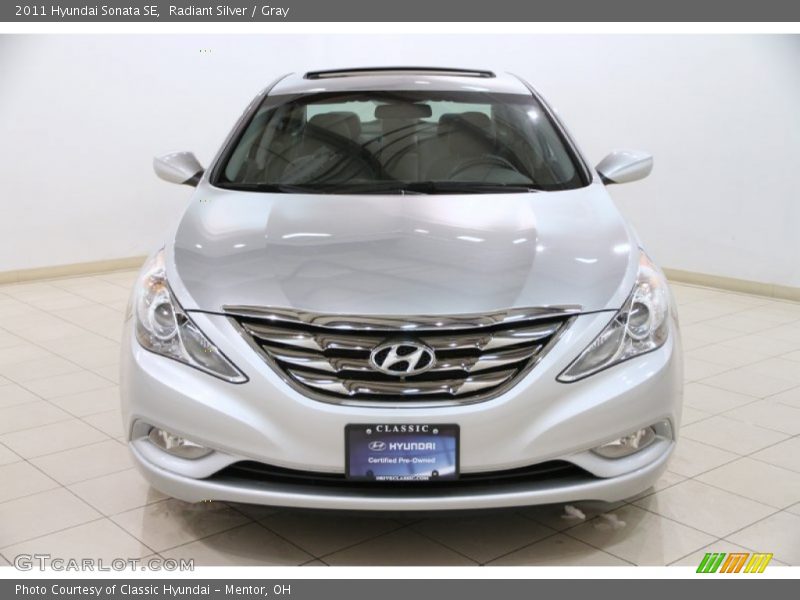 Radiant Silver / Gray 2011 Hyundai Sonata SE