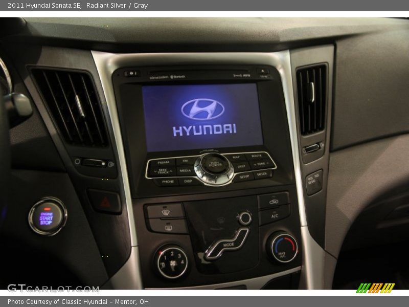 Radiant Silver / Gray 2011 Hyundai Sonata SE