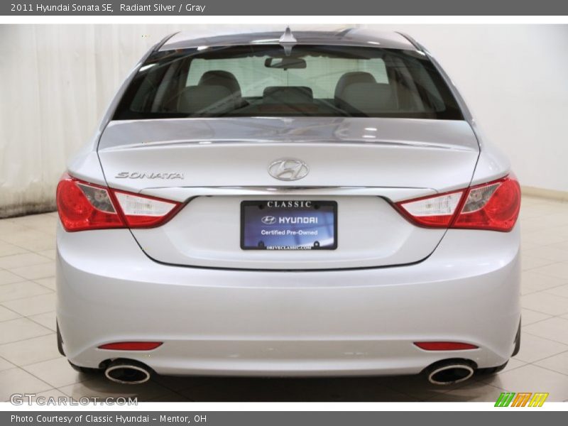 Radiant Silver / Gray 2011 Hyundai Sonata SE