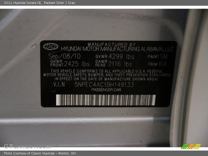 Radiant Silver / Gray 2011 Hyundai Sonata SE