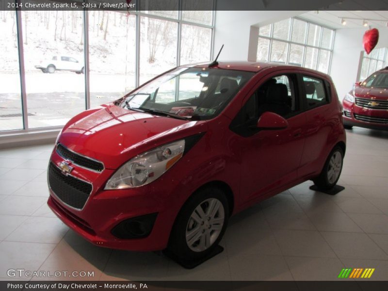 Salsa / Silver/Silver 2014 Chevrolet Spark LS