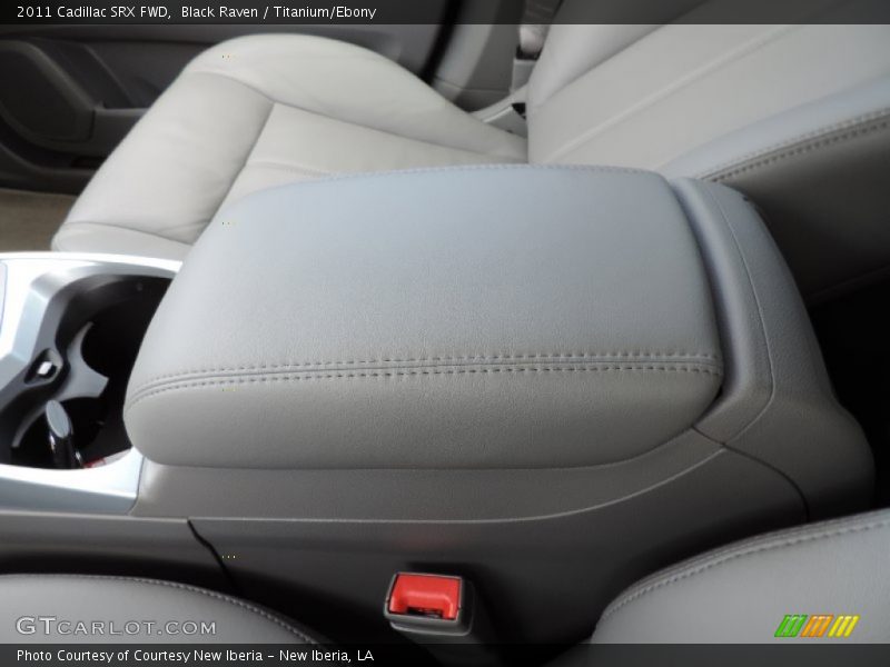 Black Raven / Titanium/Ebony 2011 Cadillac SRX FWD