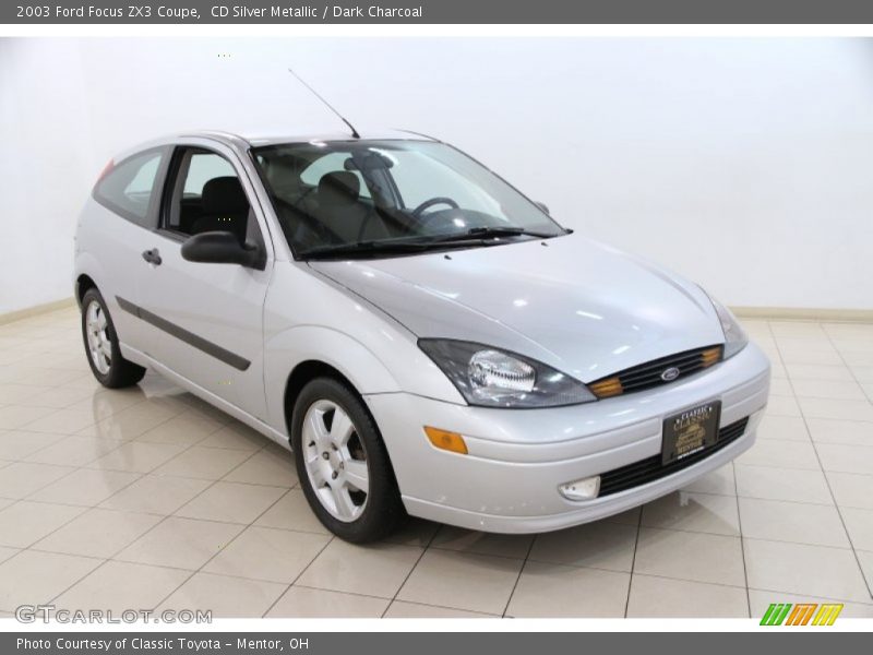 CD Silver Metallic / Dark Charcoal 2003 Ford Focus ZX3 Coupe