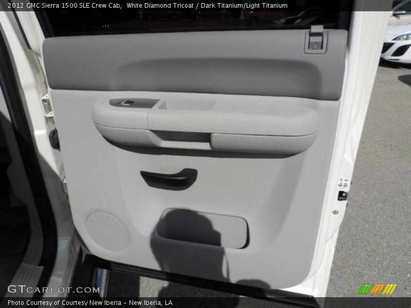 White Diamond Tricoat / Dark Titanium/Light Titanium 2012 GMC Sierra 1500 SLE Crew Cab