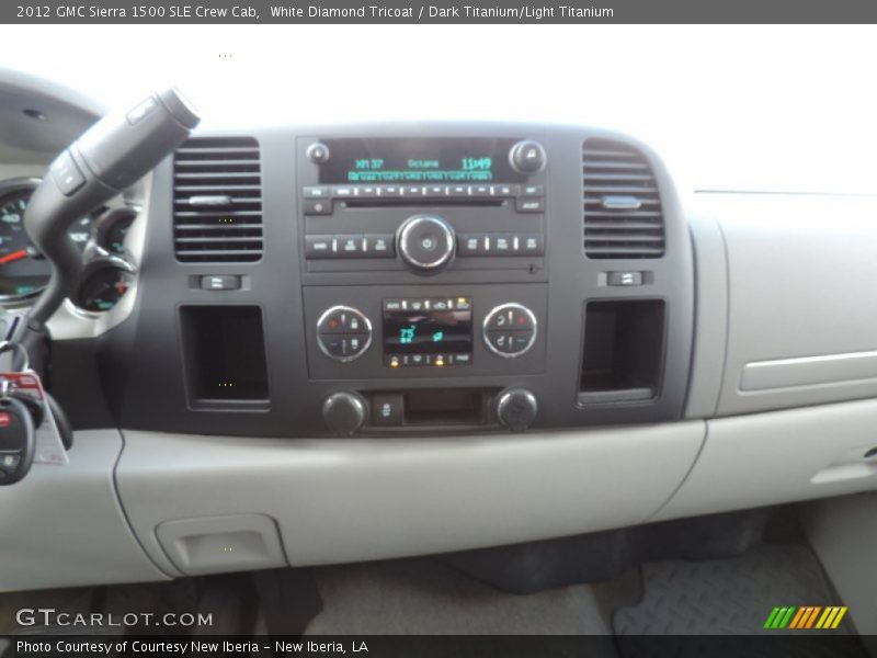 White Diamond Tricoat / Dark Titanium/Light Titanium 2012 GMC Sierra 1500 SLE Crew Cab