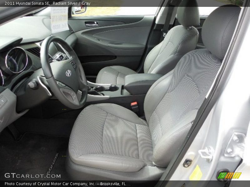 Radiant Silver / Gray 2011 Hyundai Sonata SE