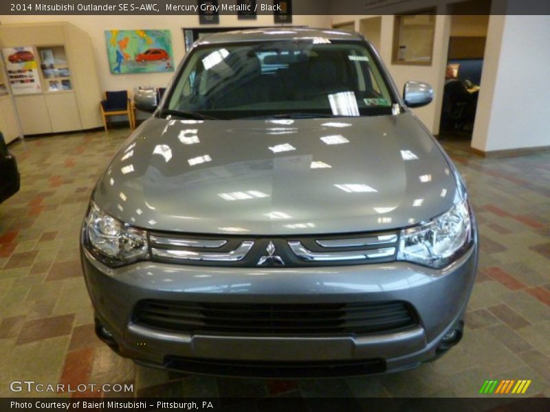 Mercury Gray Metallic / Black 2014 Mitsubishi Outlander SE S-AWC