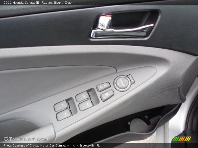 Radiant Silver / Gray 2011 Hyundai Sonata SE