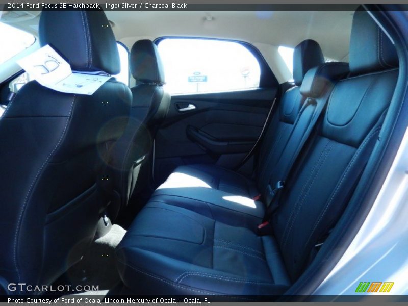 Ingot Silver / Charcoal Black 2014 Ford Focus SE Hatchback