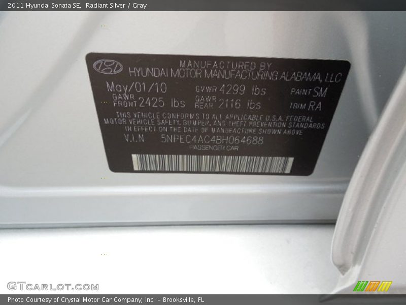 Radiant Silver / Gray 2011 Hyundai Sonata SE