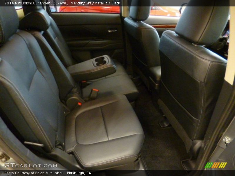 Mercury Gray Metallic / Black 2014 Mitsubishi Outlander SE S-AWC