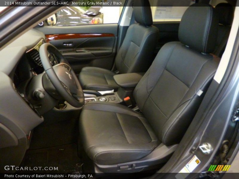 Mercury Gray Metallic / Black 2014 Mitsubishi Outlander SE S-AWC