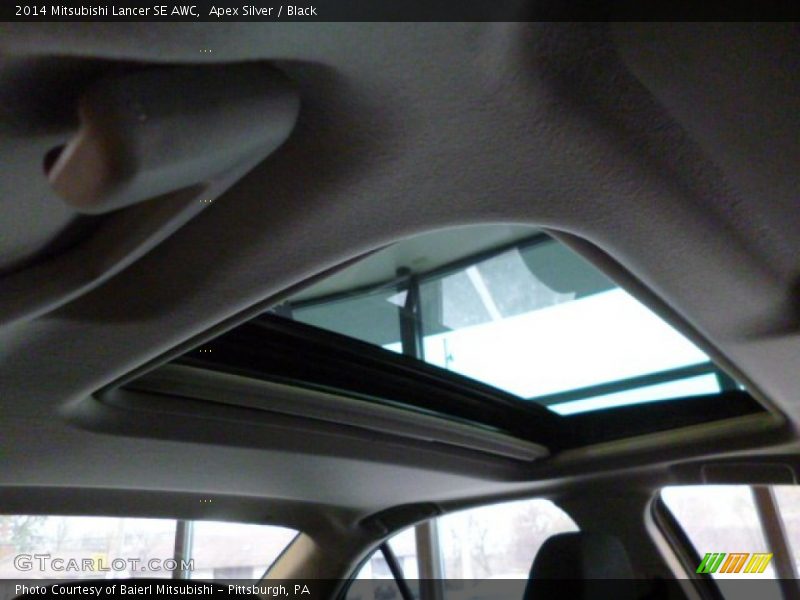 Sunroof of 2014 Lancer SE AWC