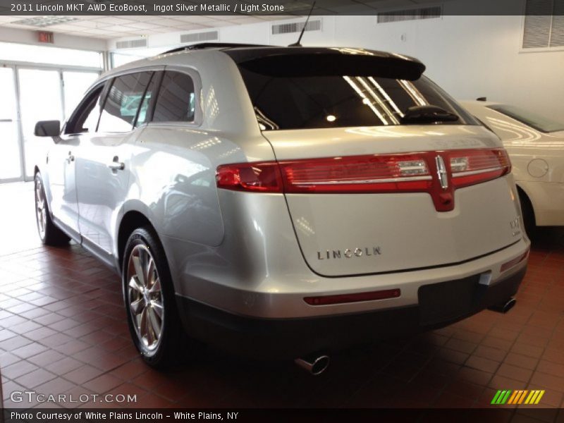 Ingot Silver Metallic / Light Stone 2011 Lincoln MKT AWD EcoBoost