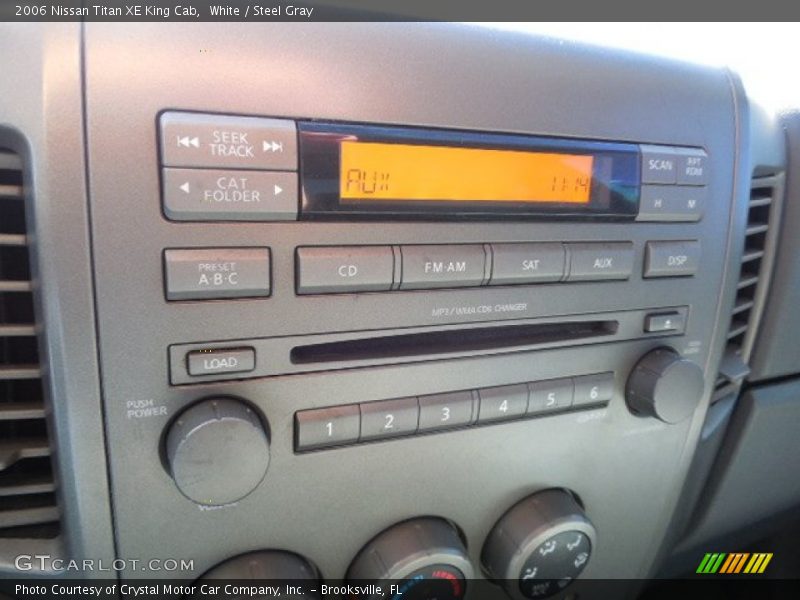 White / Steel Gray 2006 Nissan Titan XE King Cab