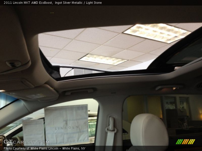 Ingot Silver Metallic / Light Stone 2011 Lincoln MKT AWD EcoBoost