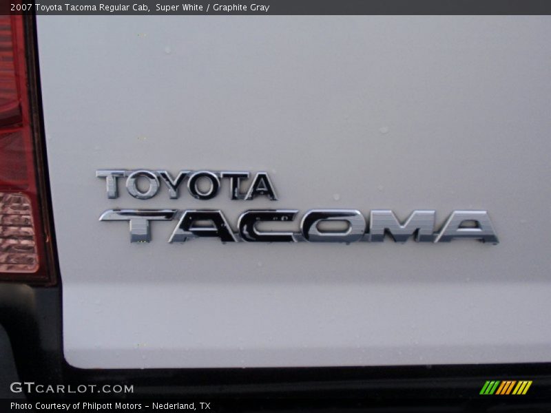 Super White / Graphite Gray 2007 Toyota Tacoma Regular Cab