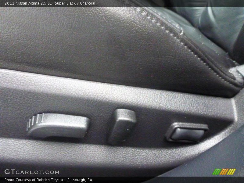 Super Black / Charcoal 2011 Nissan Altima 2.5 SL