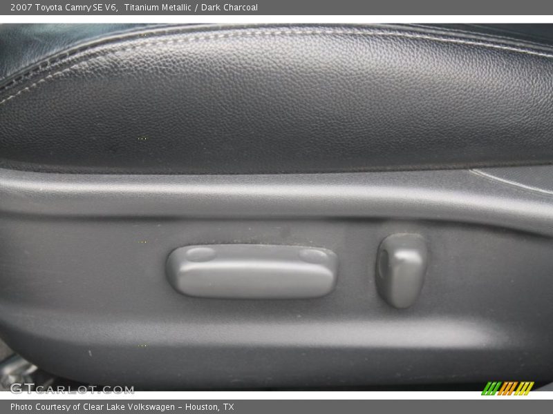 Titanium Metallic / Dark Charcoal 2007 Toyota Camry SE V6