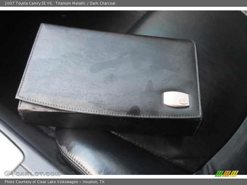 Titanium Metallic / Dark Charcoal 2007 Toyota Camry SE V6
