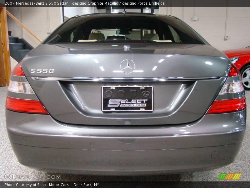designo Graphite Metallic / designo Porcelain Beige 2007 Mercedes-Benz S 550 Sedan