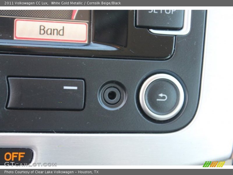 White Gold Metallic / Cornsilk Beige/Black 2011 Volkswagen CC Lux