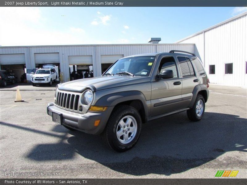 Light Khaki Metallic / Medium Slate Gray 2007 Jeep Liberty Sport