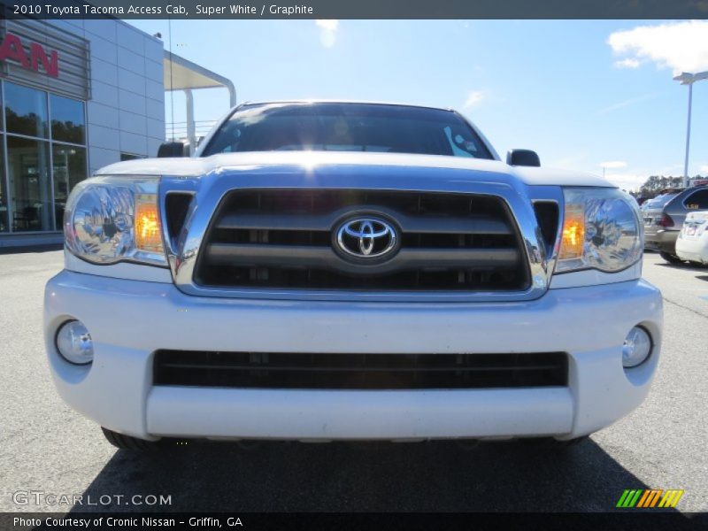 Super White / Graphite 2010 Toyota Tacoma Access Cab