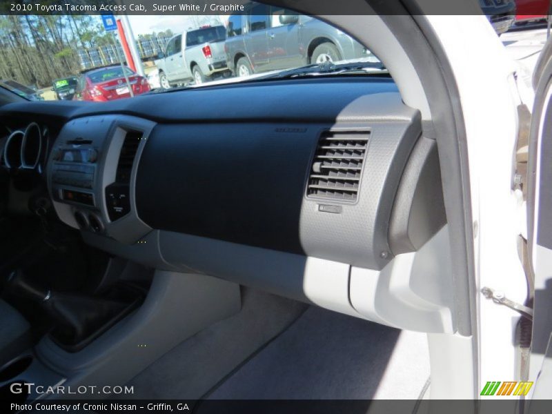 Super White / Graphite 2010 Toyota Tacoma Access Cab