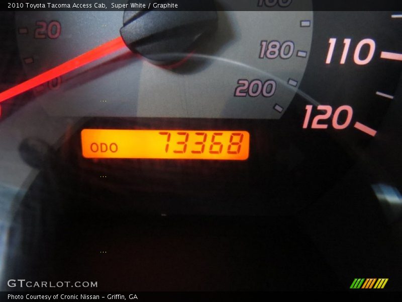 Super White / Graphite 2010 Toyota Tacoma Access Cab