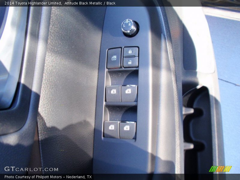 Attitude Black Metallic / Black 2014 Toyota Highlander Limited
