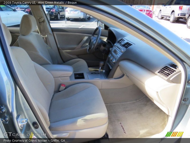 Aloe Green Metallic / Bisque 2009 Toyota Camry LE