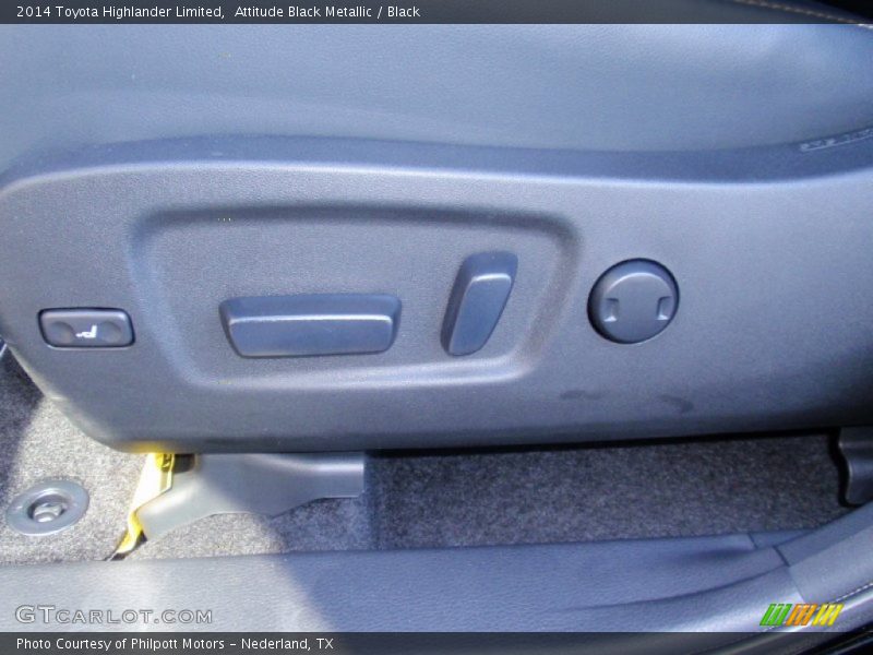 Attitude Black Metallic / Black 2014 Toyota Highlander Limited