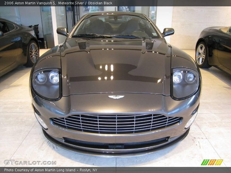 Meteorite Silver / Obsidian Black 2006 Aston Martin Vanquish S