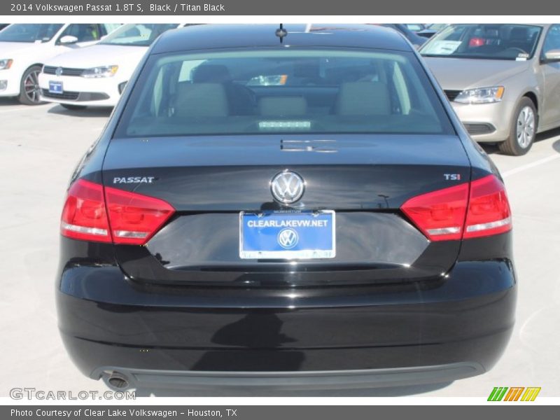 Black / Titan Black 2014 Volkswagen Passat 1.8T S