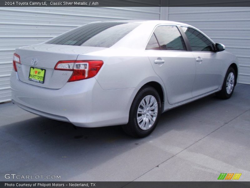 Classic Silver Metallic / Ash 2014 Toyota Camry LE