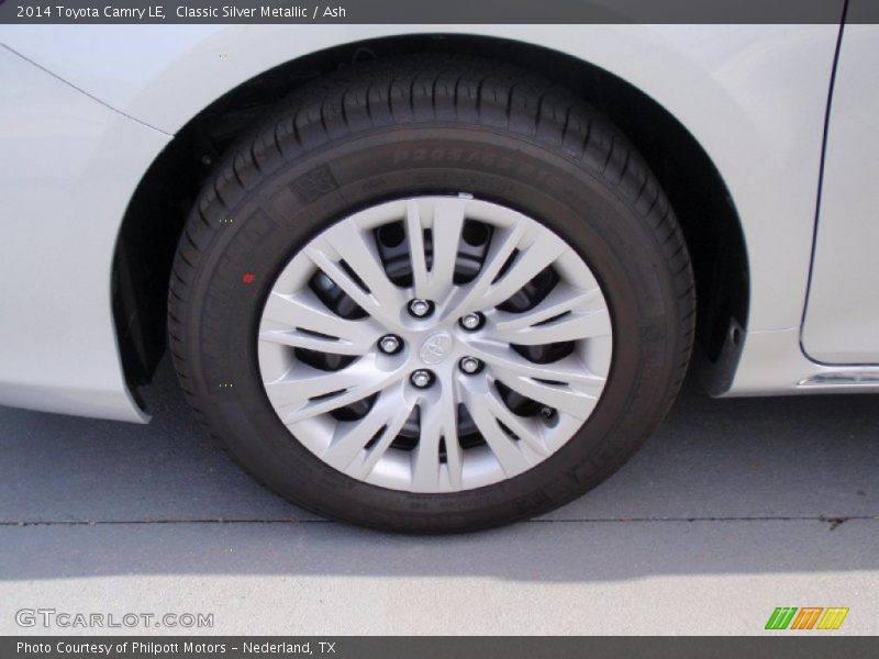 Classic Silver Metallic / Ash 2014 Toyota Camry LE