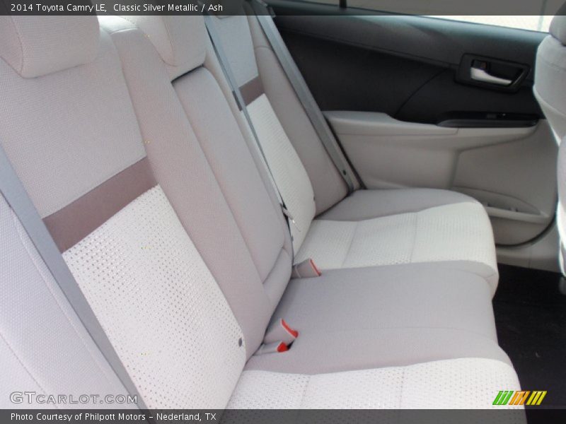 Classic Silver Metallic / Ash 2014 Toyota Camry LE
