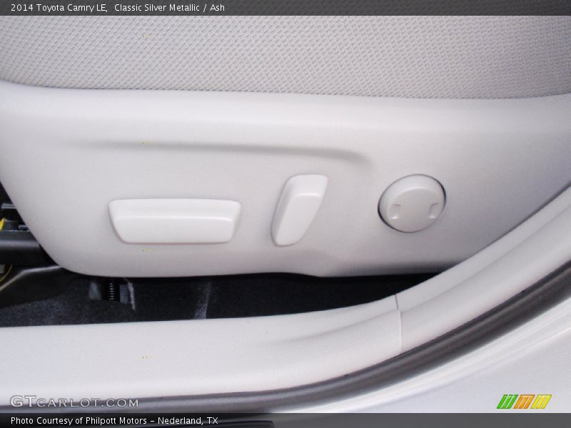 Classic Silver Metallic / Ash 2014 Toyota Camry LE