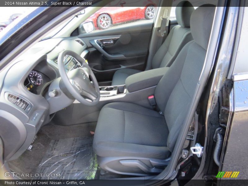 Super Black / Charcoal 2014 Nissan Altima 2.5