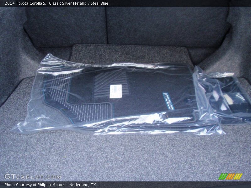 Classic Silver Metallic / Steel Blue 2014 Toyota Corolla S