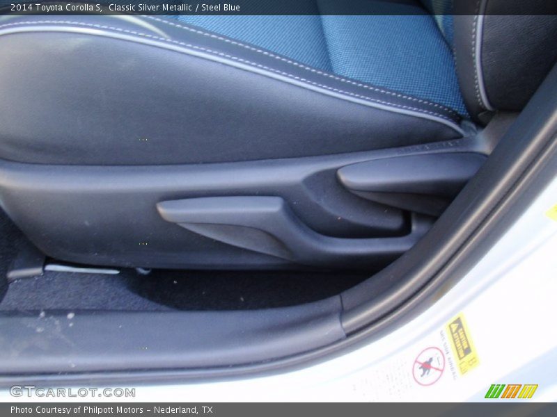 Classic Silver Metallic / Steel Blue 2014 Toyota Corolla S