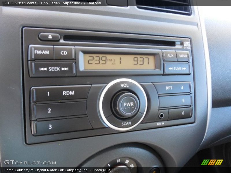 Super Black / Charcoal 2012 Nissan Versa 1.6 SV Sedan