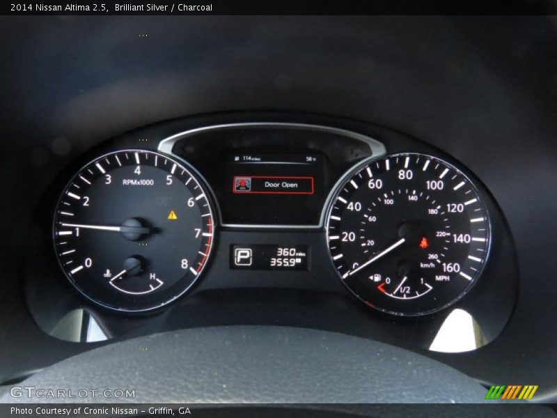 Brilliant Silver / Charcoal 2014 Nissan Altima 2.5