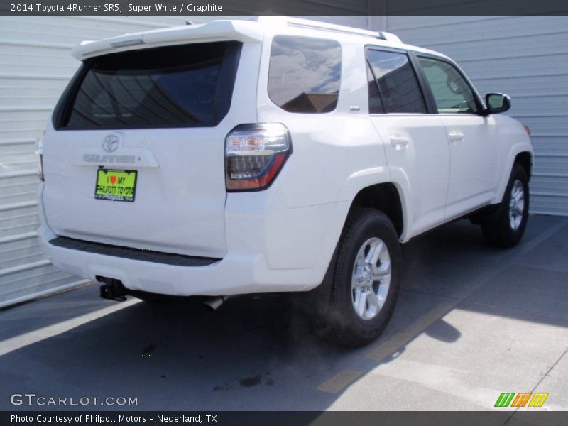 Super White / Graphite 2014 Toyota 4Runner SR5