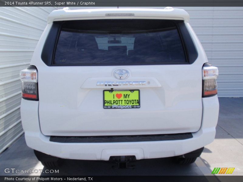 Super White / Graphite 2014 Toyota 4Runner SR5